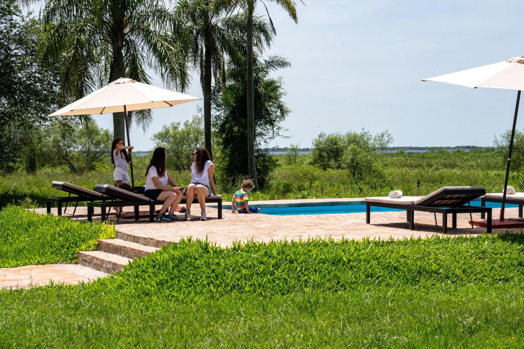 Estancia Ibera Colonia Carlos Pellegrini  Luaran gambar